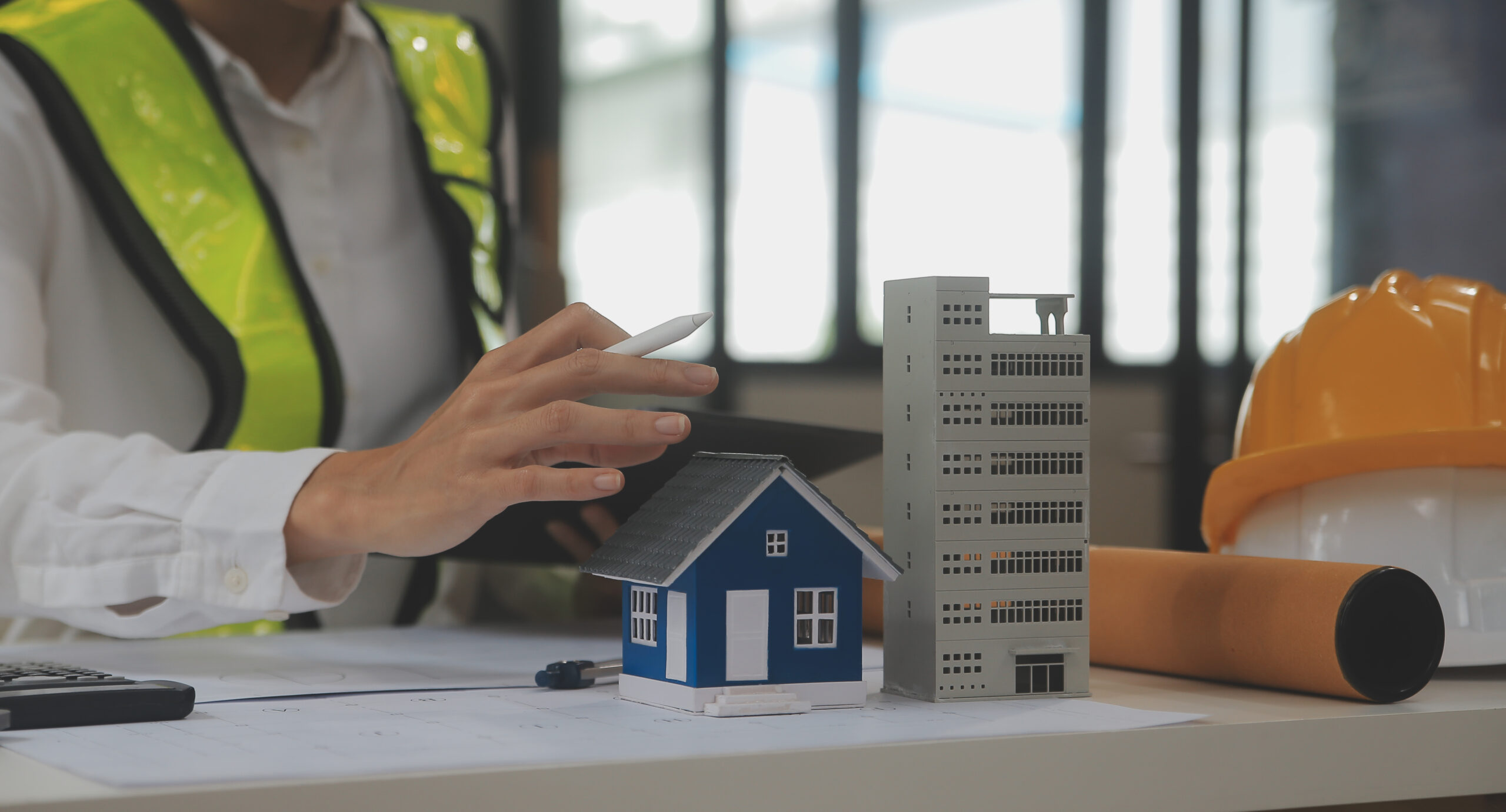 buy and sell residential property in Karachi and Dubai